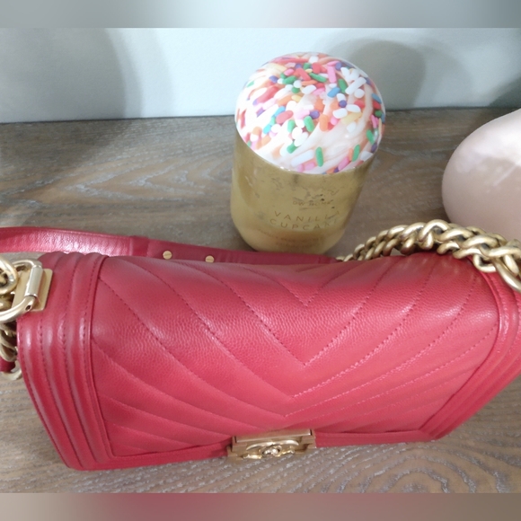 💋Chanel Chevron caviar boy bag old medium style - Picture 3 of 5